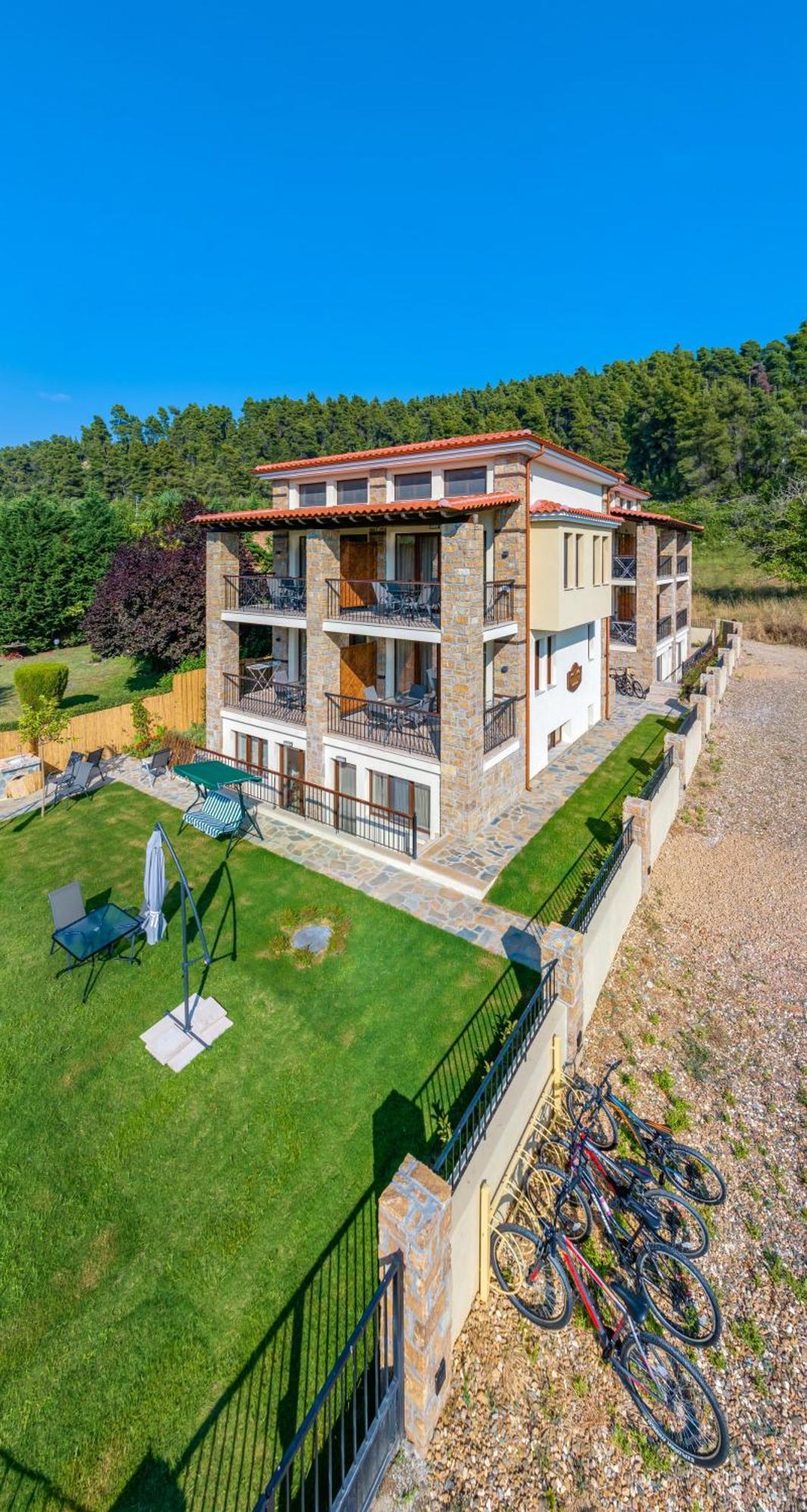 Penelope Luxury Suites Фурка Екстериор снимка