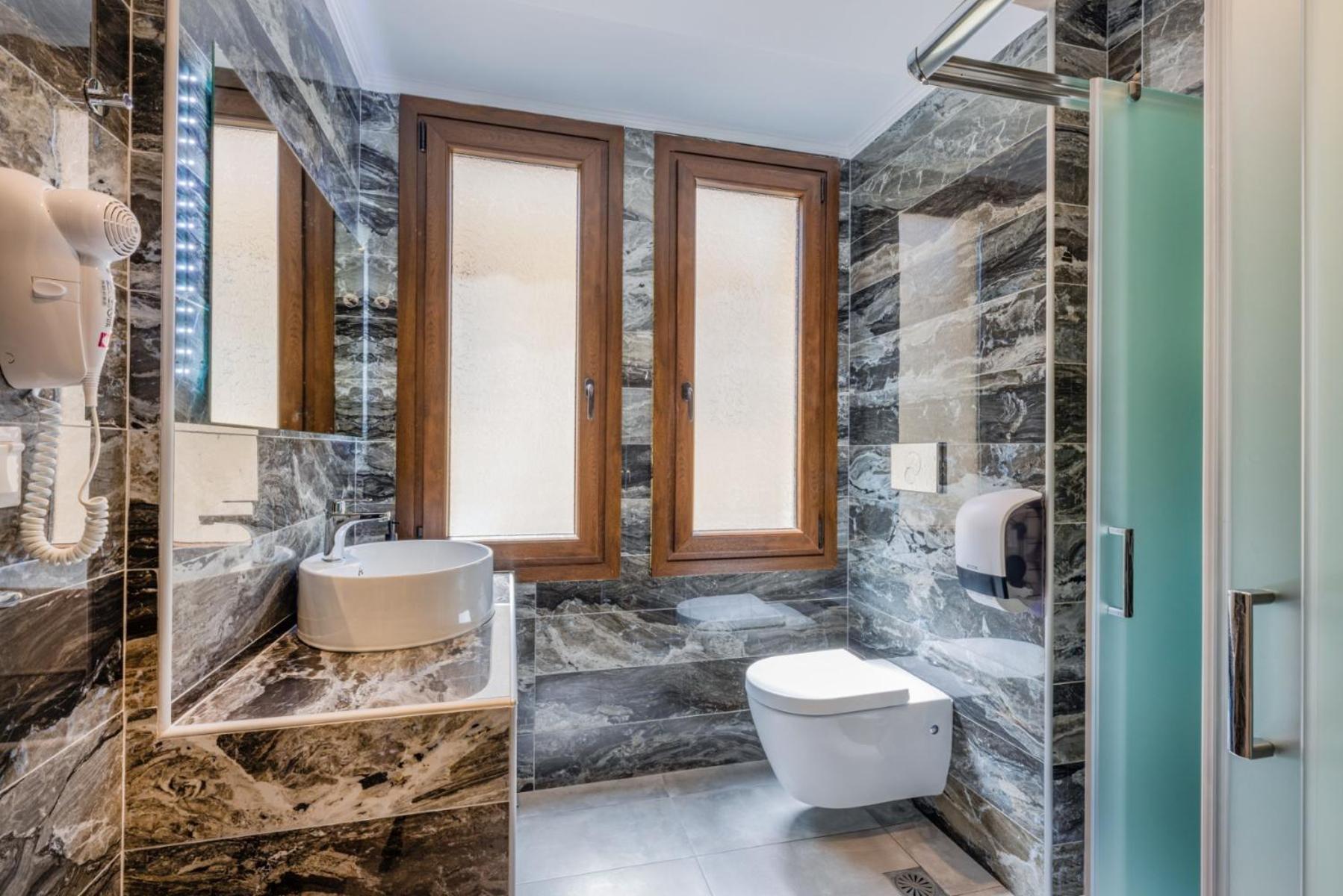 Penelope Luxury Suites Фурка Екстериор снимка