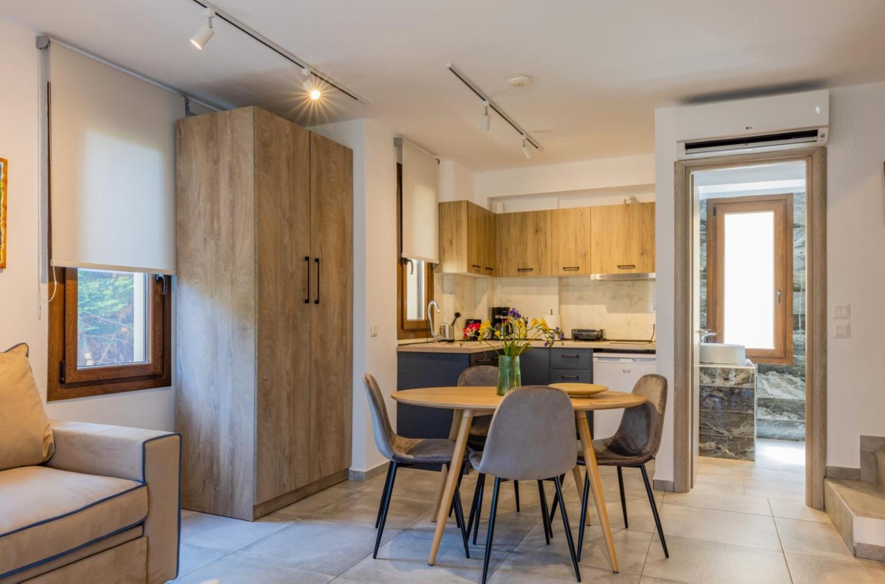 Penelope Luxury Suites Фурка Екстериор снимка